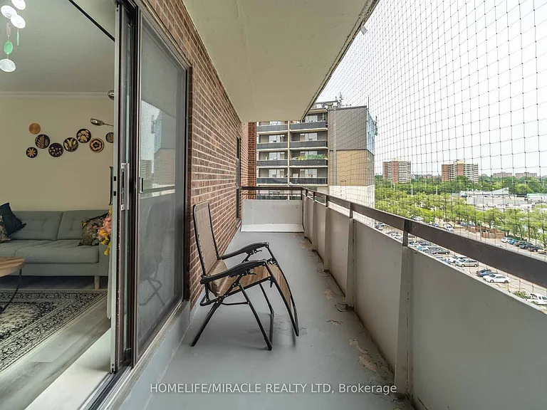 3025 Queen Frederica Dr #807 — Photo 38