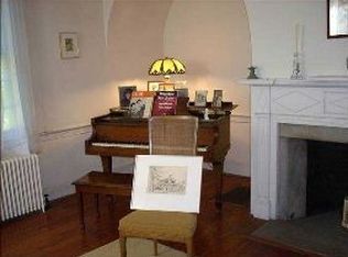 708 Middleline Rd, Ballston Spa, NY 12020