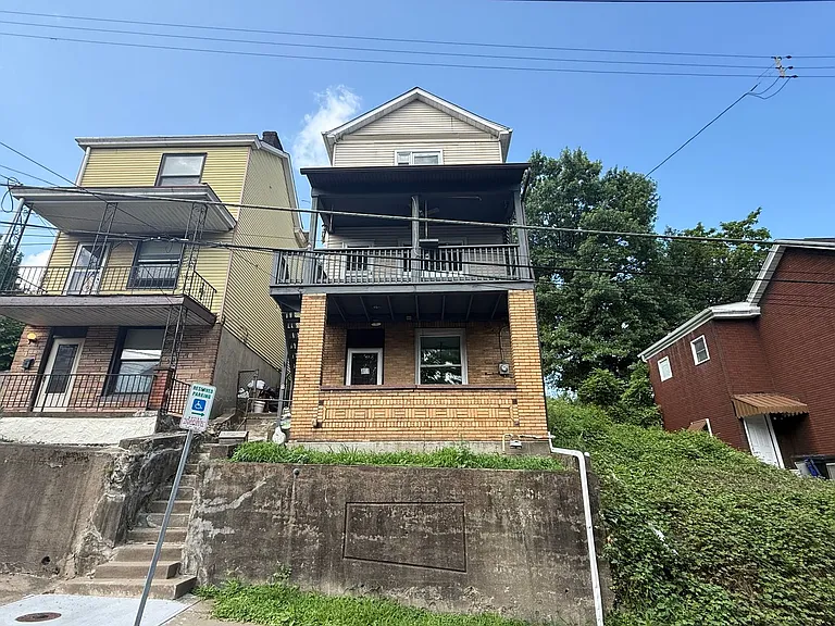 38 Bigelow St — Photo 1