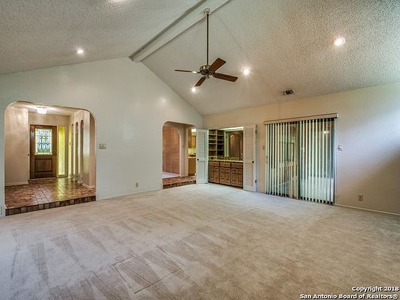 5th image of 9406 Goldenrod Ln