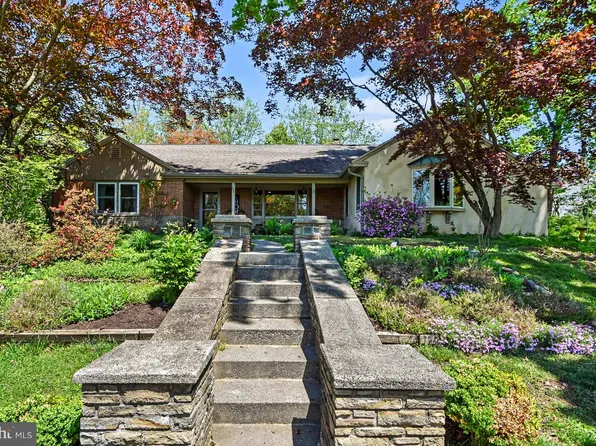 1313 Dorothy Ave, Phoenixville, PA 19460