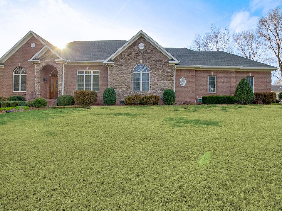 1st image of 1310 Carnton Ln