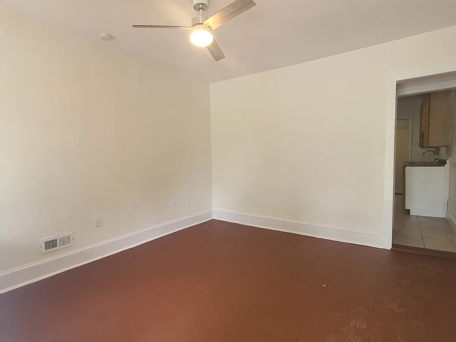 532 Walnut Street - 1 — Photo 2