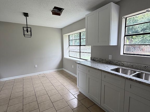 Kitchen is a New Renovation
Granite Countertops and Stainless Steel Appliances