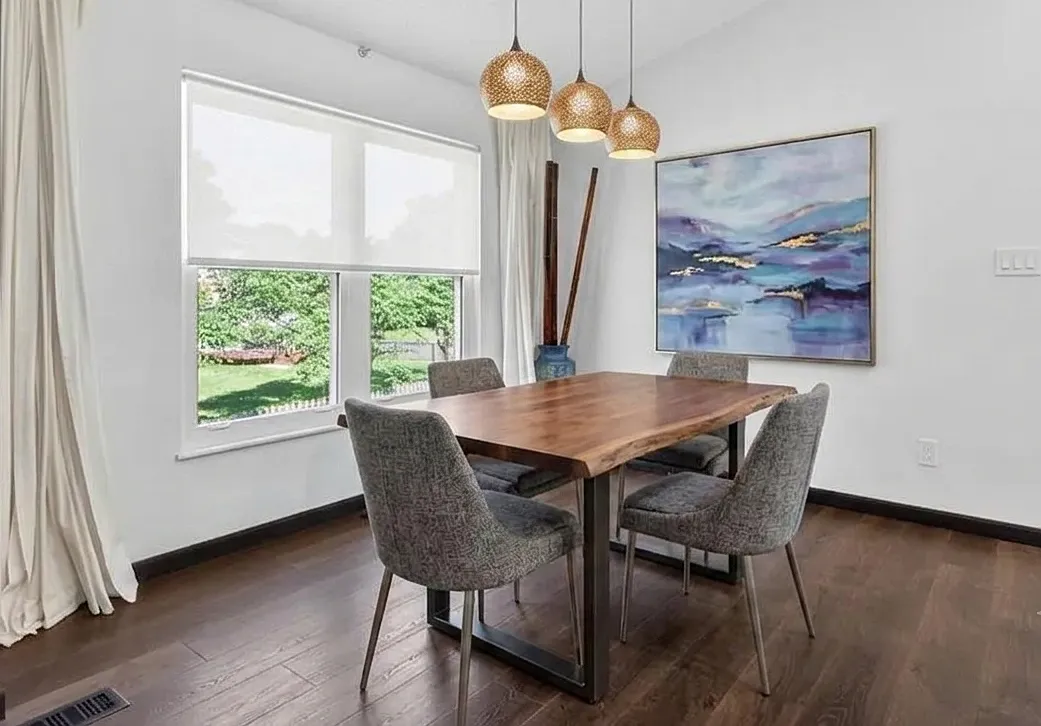 4 bed, 2380 sqft, $2,850 — Photo 3