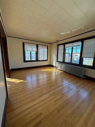 Floor plan 304