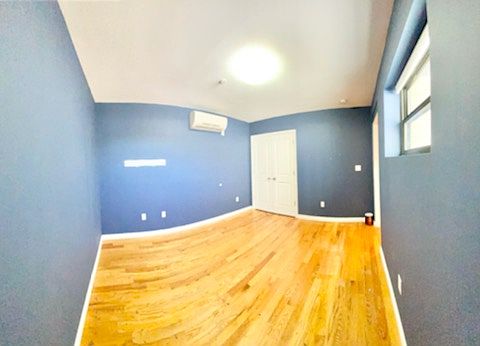 4th image of 3051 Brighton Third St #305