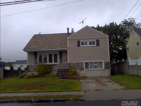 1st image of 12 Earl St