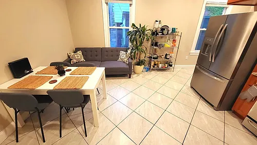 1 Boardman Pl Photo 1