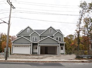 496 Hamilton St, Worcester, MA 01604