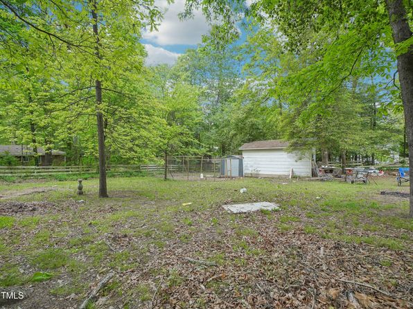 3806 Sue Ln, Raleigh, NC 27604