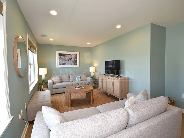 20 Walcott Ave — Photo 4