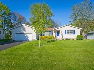 163 Kennedy Cir, Irondequoit, NY 14609