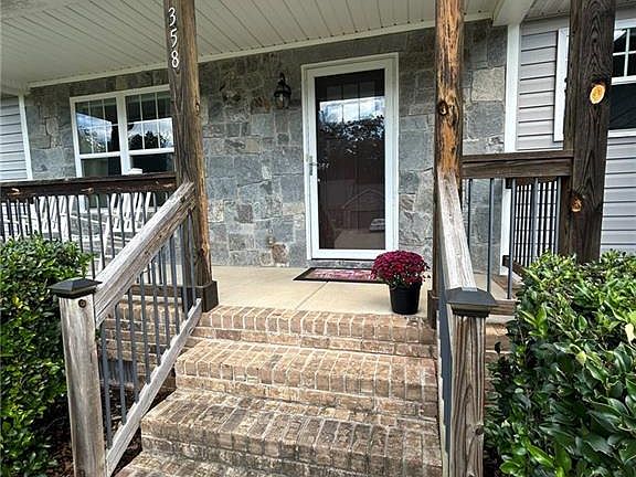 3rd image of 358 Twin Creeks Dr