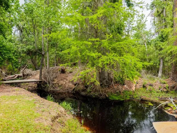 94 W Thigpen Ave, Lakeland, GA 31635