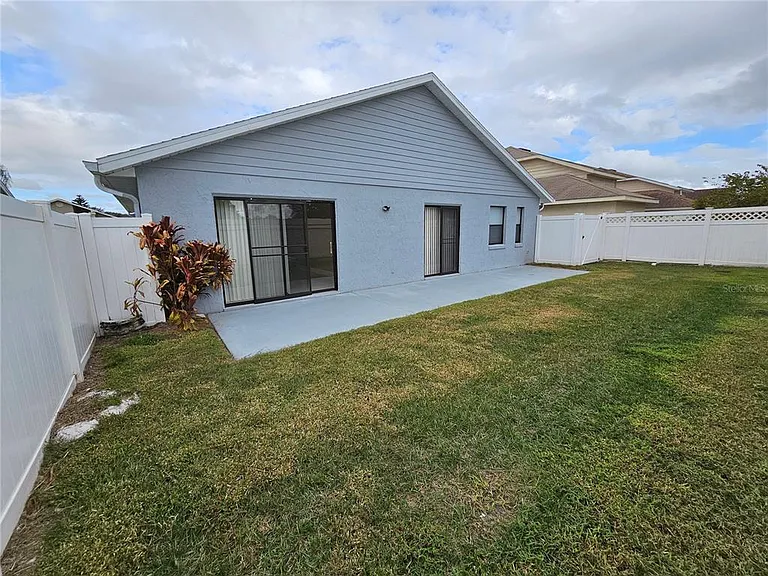 1024 Whalebone Bay Dr — Photo 26