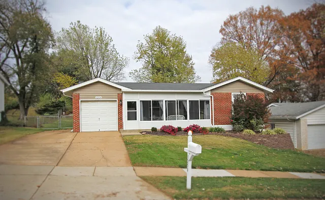 1254 Greenmar Dr photo 1