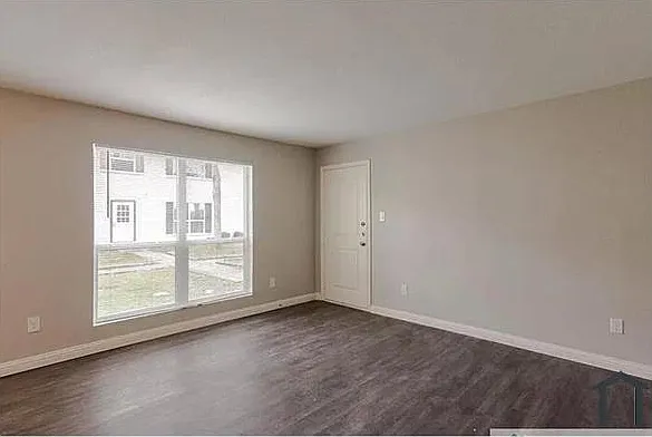 2 bed, 800 sqft, $1,700 — Photo 4