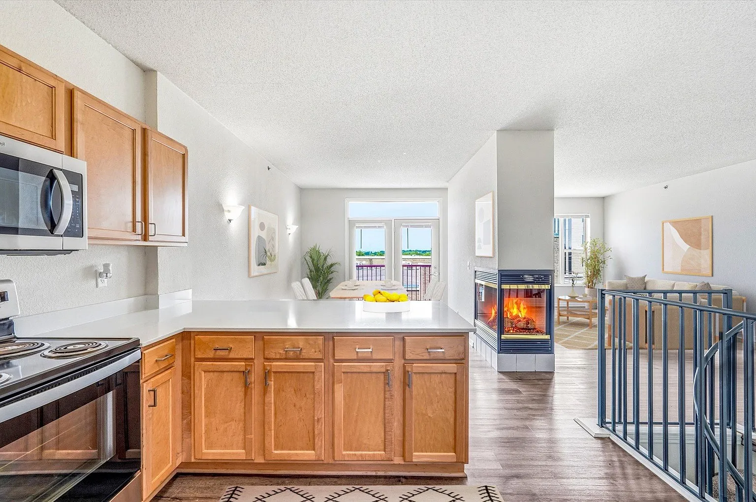 808 Berry Place — Photo 1