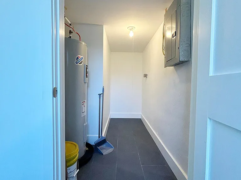 2610 Willard Dr — Photo 12