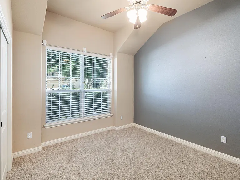 4211 Buckskin Rd — Photo 21