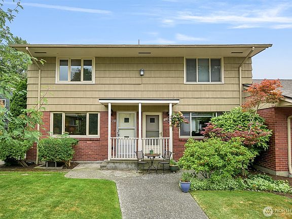 2nd image of 901 N Forest Street #127