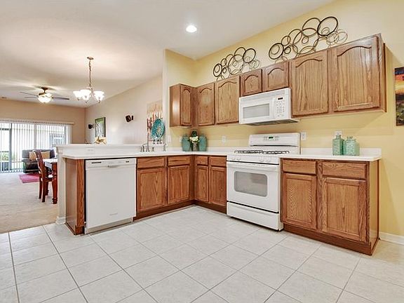 5th image of 31050 Prout Ct