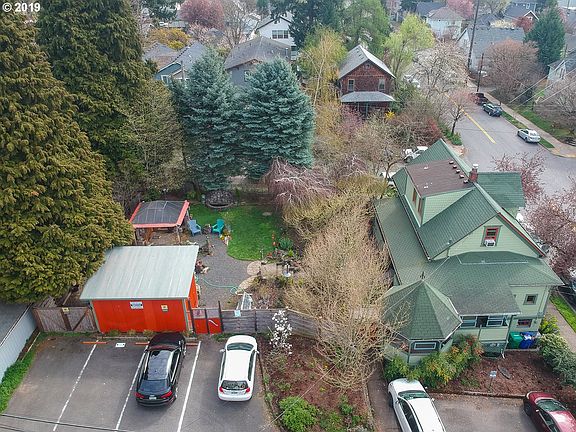 5th image of 4303 N Albina Ave