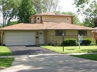 321 W Kathleen Dr, Des Plaines, IL 60016