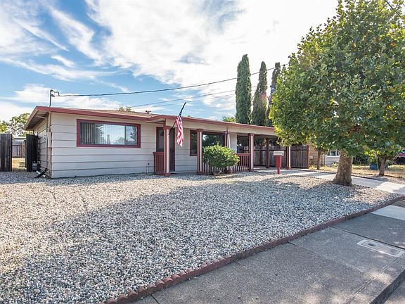 3rd image of 1132 San Clemente Drive