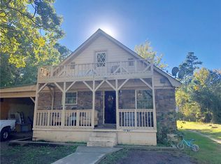 9301 Southshore Dr, Hackett, AR 72937