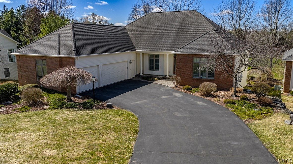 6047 Bay Hill Cir