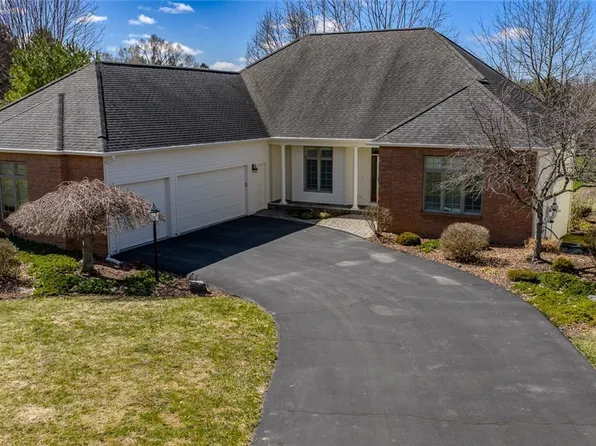 6047 Bay Hill Cir, Jamesville, NY 13078