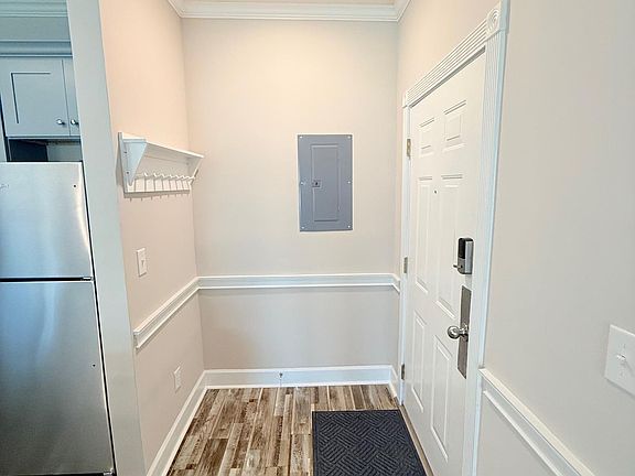 2nd image of 4860 Carnation Circle #17-105