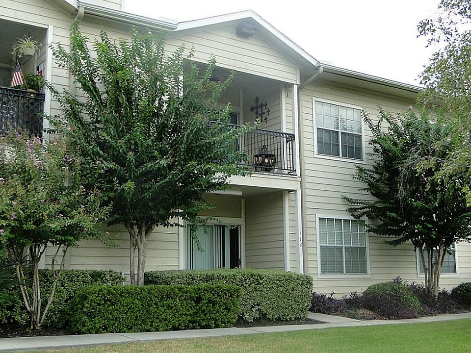 1st image of 12565 Melville Dr Unit 112
