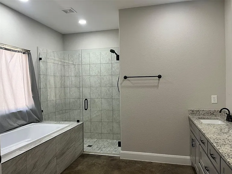 30023 Rosebud St — Photo 15