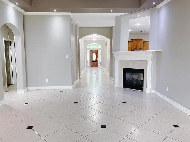 2630 Canyon Falls Dr — Photo 12