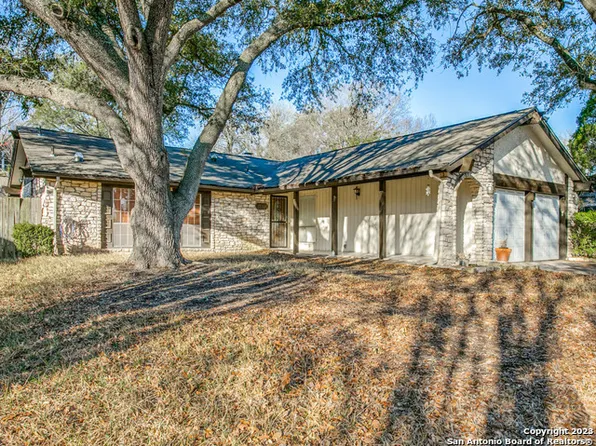 13907 THEBES CIR, Universal City, TX 78148