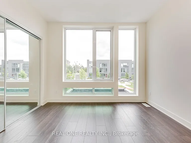 42 Sonic Way — Photo 22