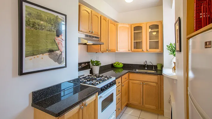 Sold by Garfield Realty  | media 13