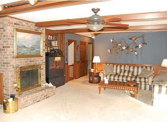 4th image of 3367 Crestview Ln