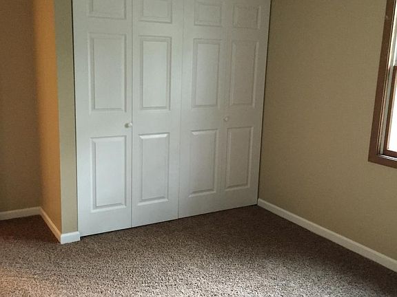 5th image of 1501 Woodlawn Dr APT 1