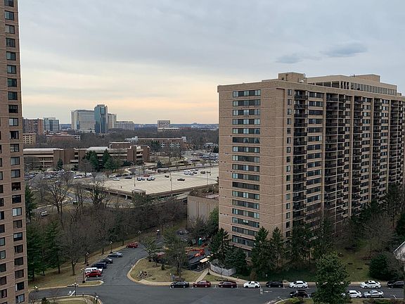 4th image of 3701 NW George Mason Dr APT 1608N