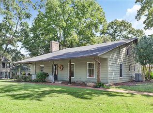 213 S Main St, Honea Path, SC 29654