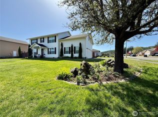 611 Andrews Ave, Cosmopolis, WA 98537