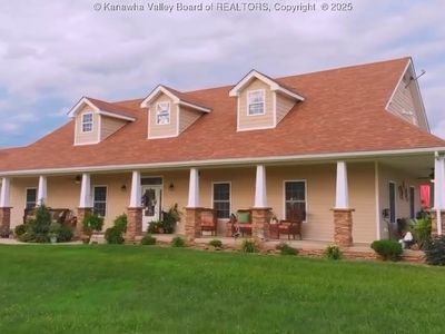 2648 Bedford Chapel Rd, Milton, WV, 25541