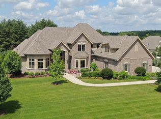 20570 W Mill Creek Trl, New Berlin, WI 53146