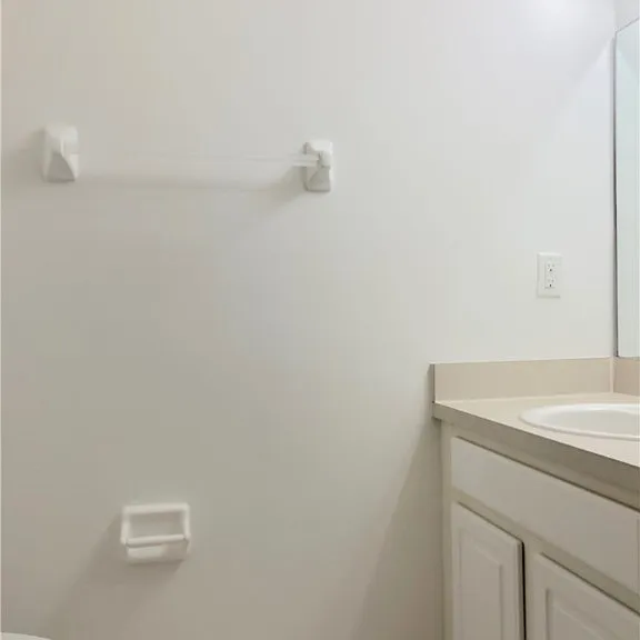 8073 Pacific Beach Dr — Photo 19