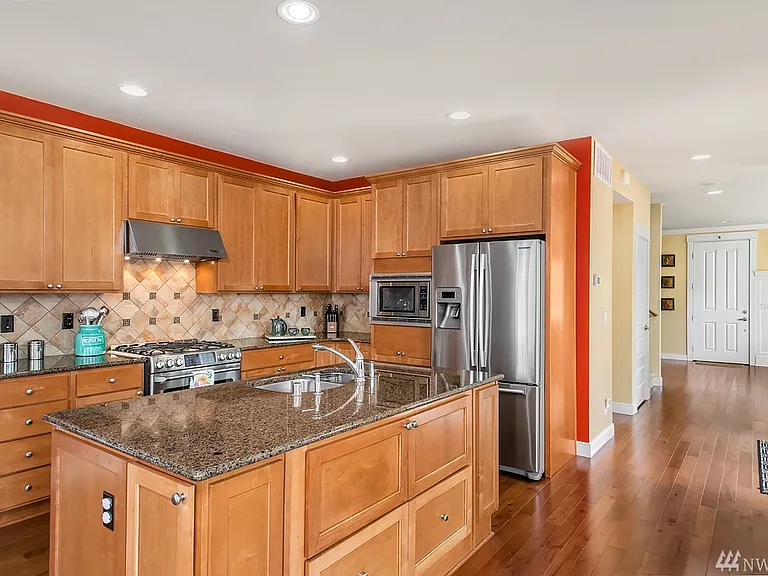 373 NE Eagle Way — Photo 12