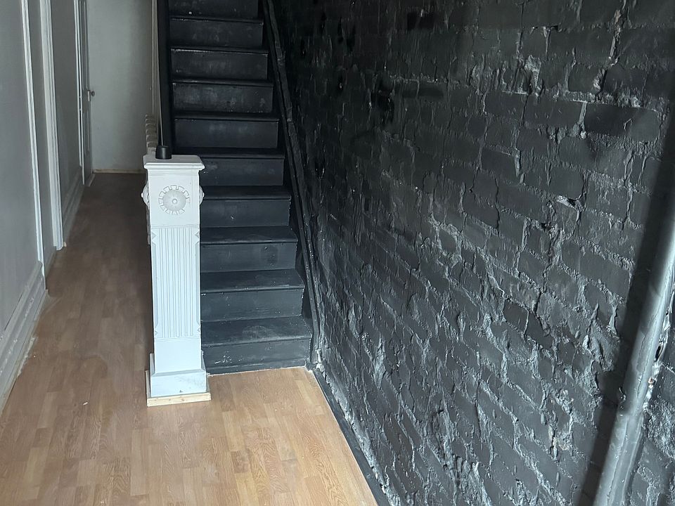 1st image of 105 N 2nd St #1